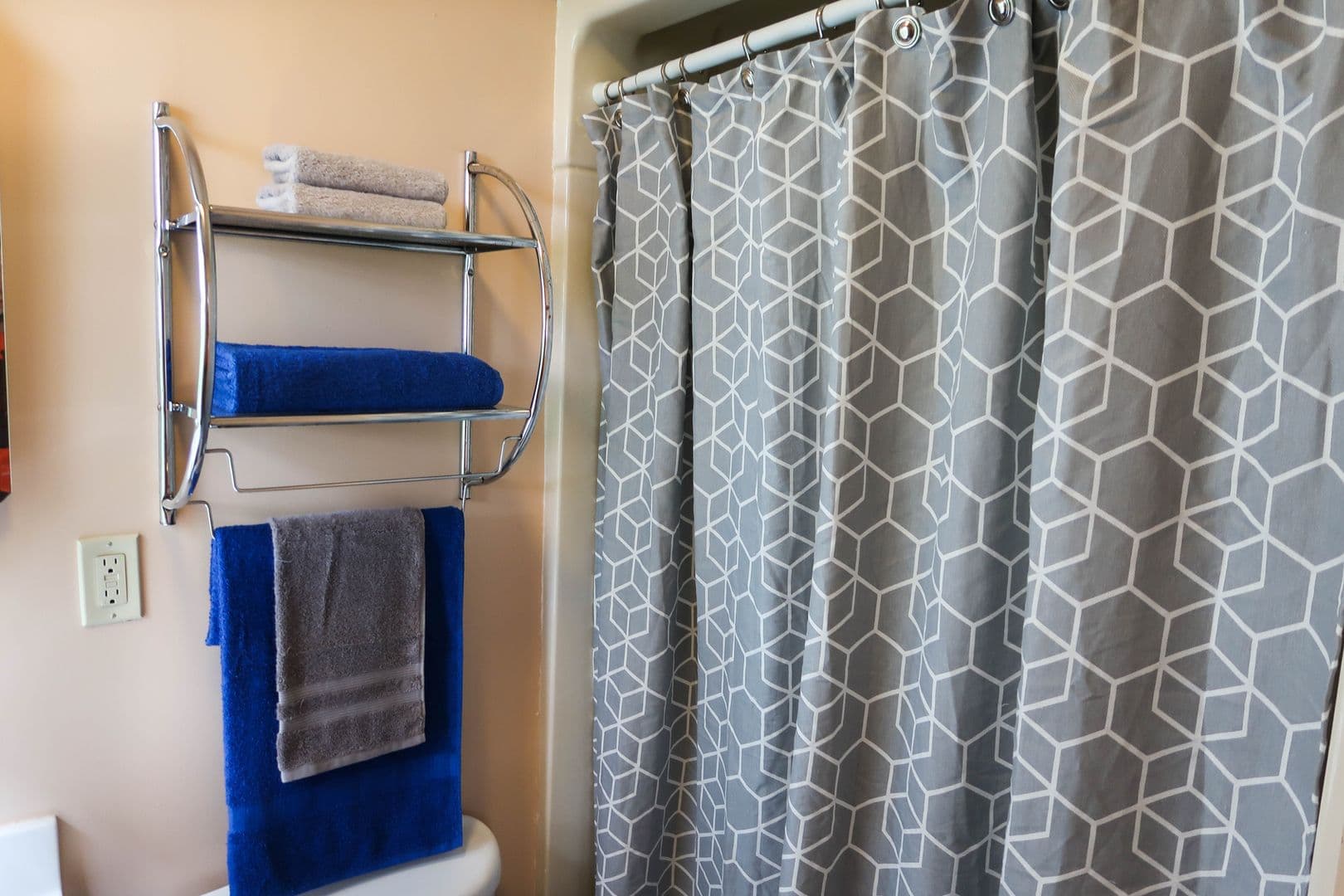 Champaign Apartment: 507 E Clark