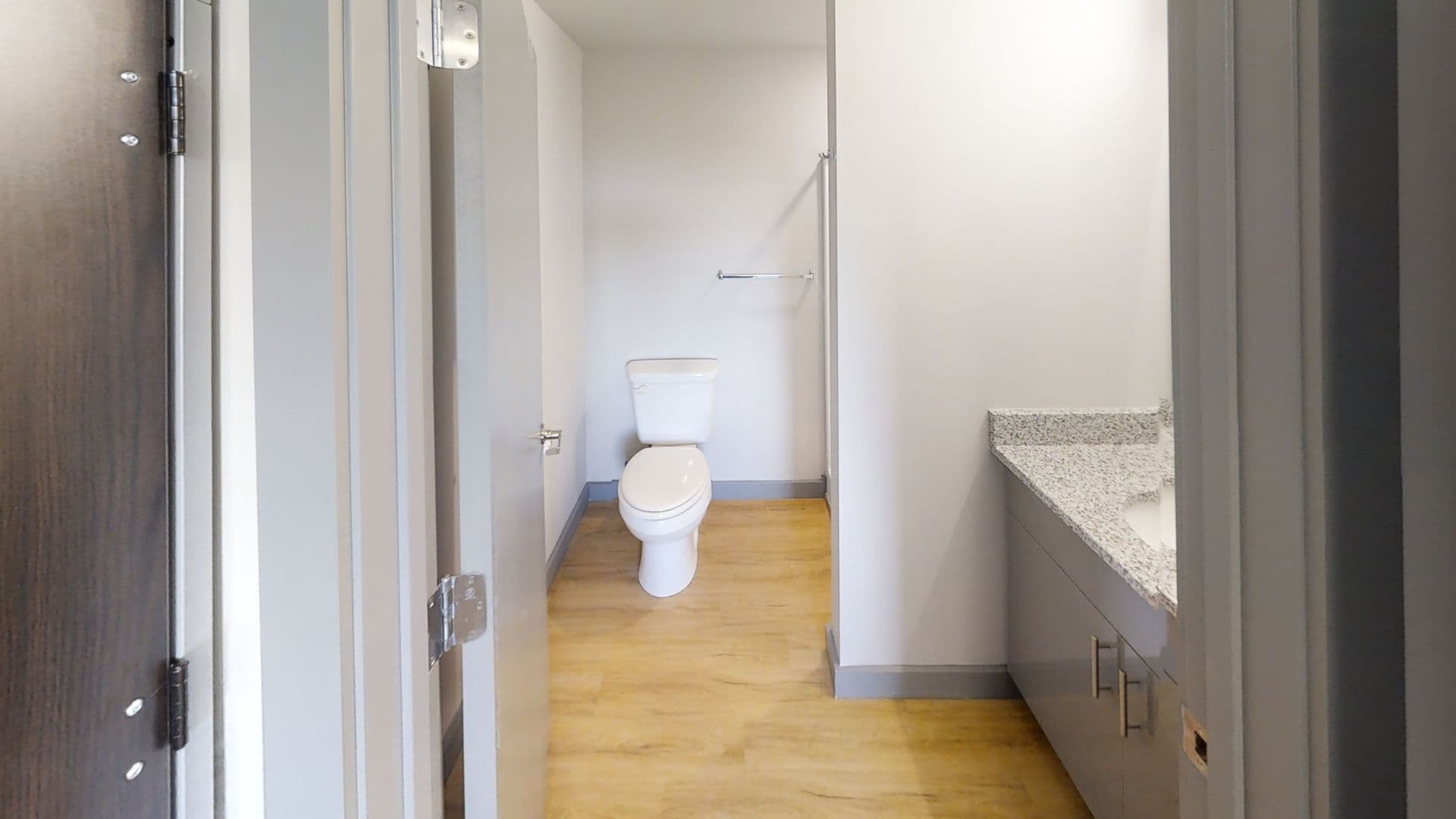 Champaign Apartment: 615 S Wright