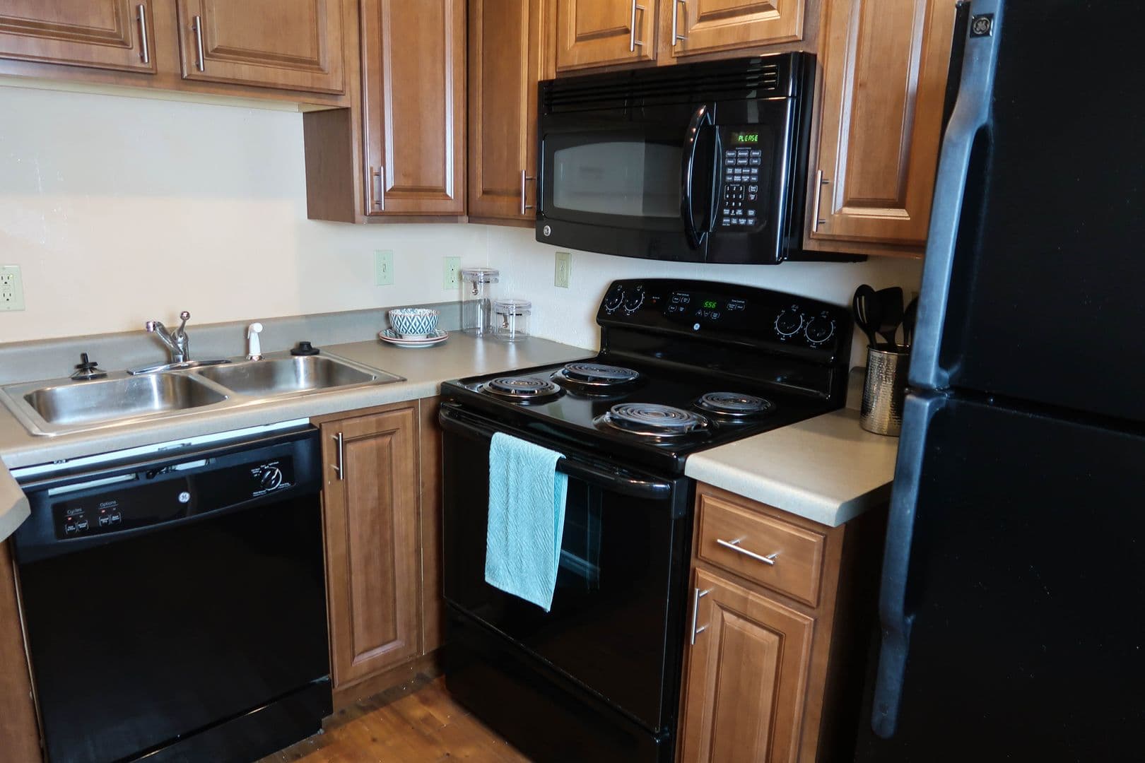 Champaign Apartment: 507 E Clark