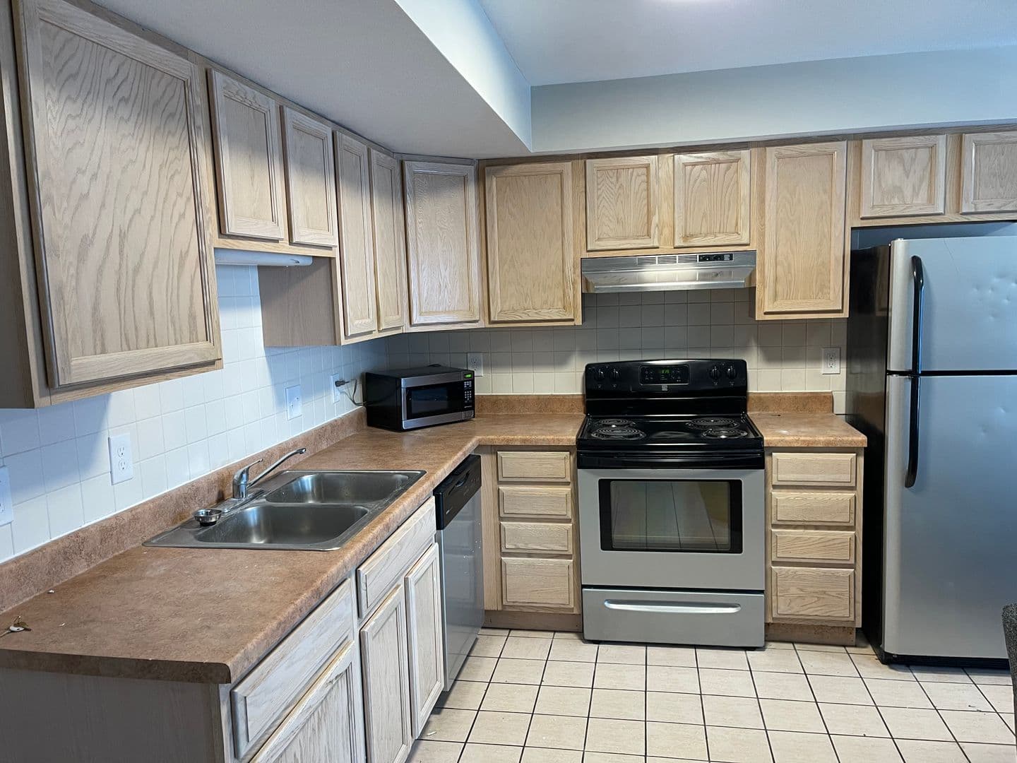 Champaign Apartment: 304 E Daniel
