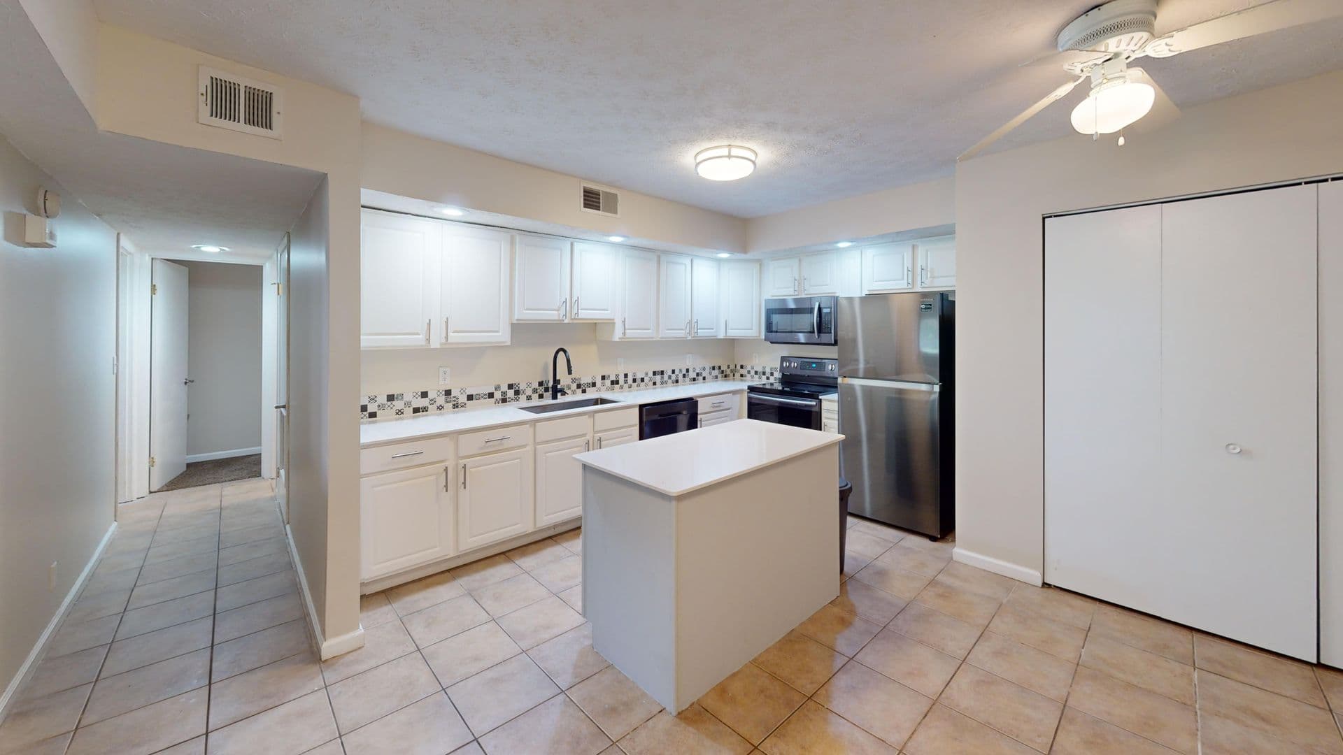 West Lafayette Apartment: 1304 Palmer Dr
