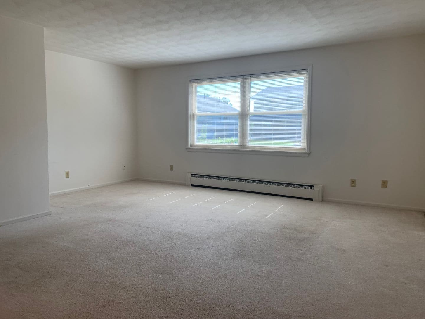 Peoria Apartment: 7107-7115 Miramar Dr