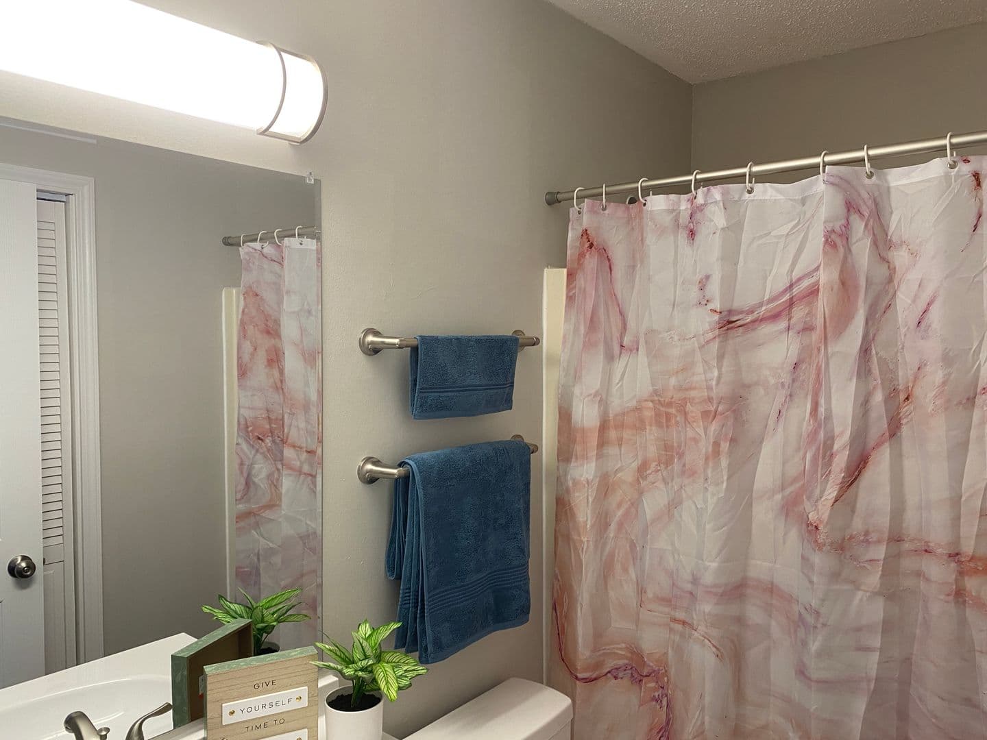 Champaign Apartment: 107 E Springfield Avenue