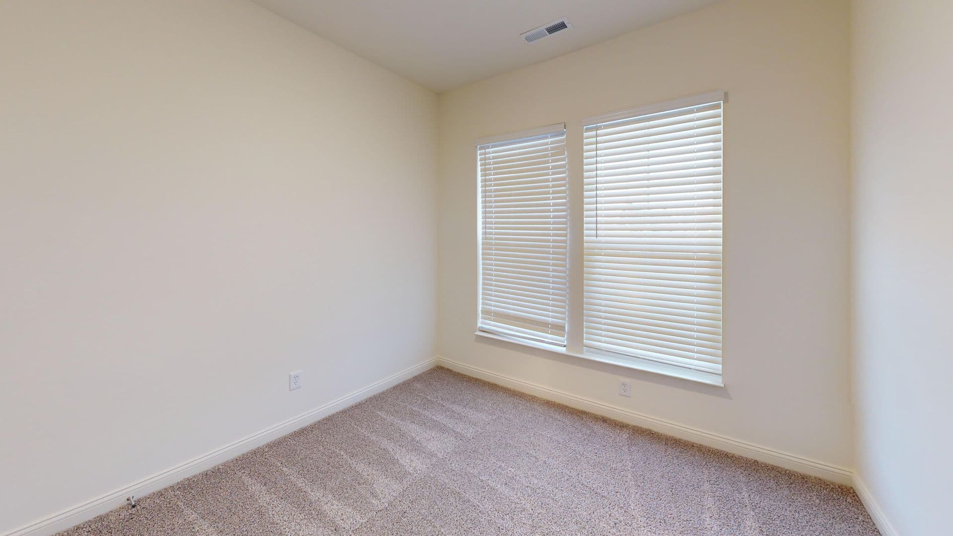 Avon Apartment: 8483 E County Rd 200 N