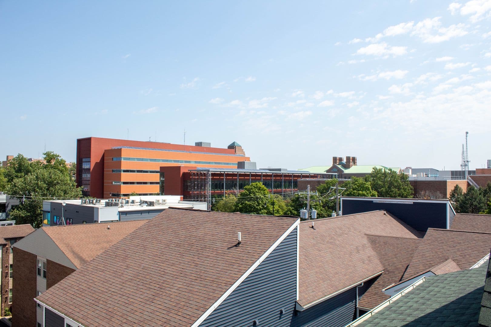 Champaign Apartment: 606 E Stoughton