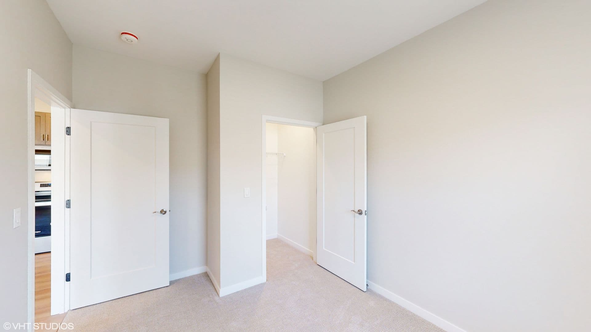 Champaign Apartment: 1915 S. Mattis
