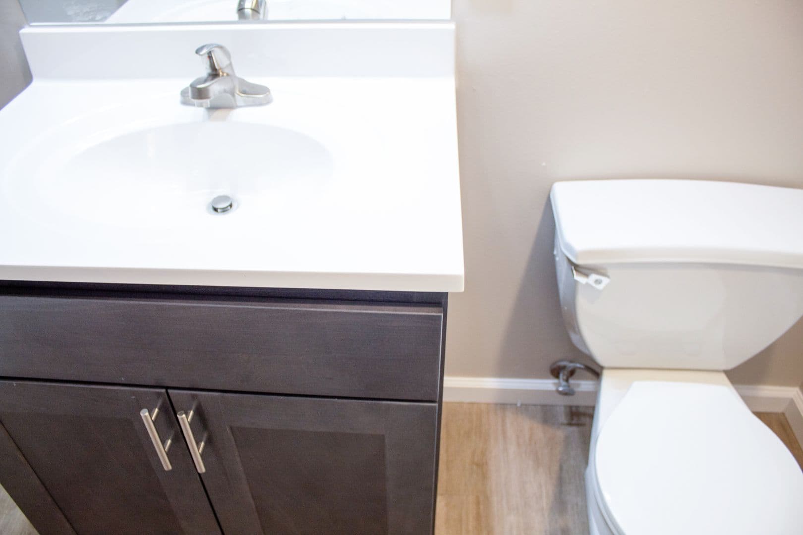 Urbana Apartment: 1010 W Stoughton