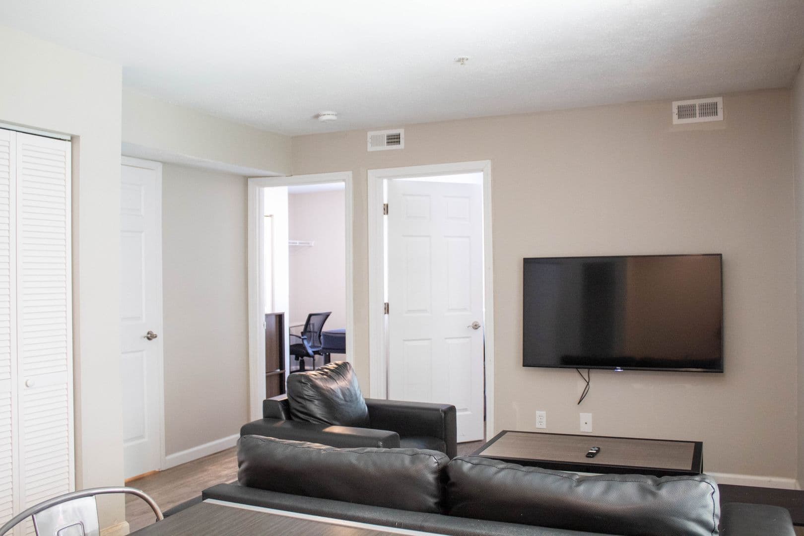 Champaign Apartment: 105 S Wright