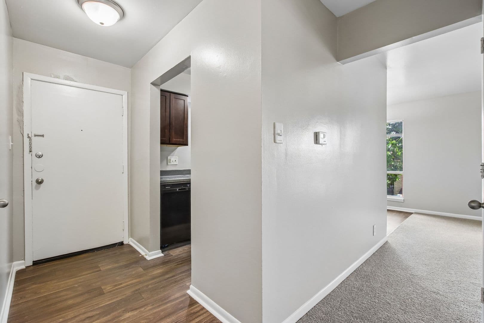 Speedway Apartment: 6010 W 25th Street