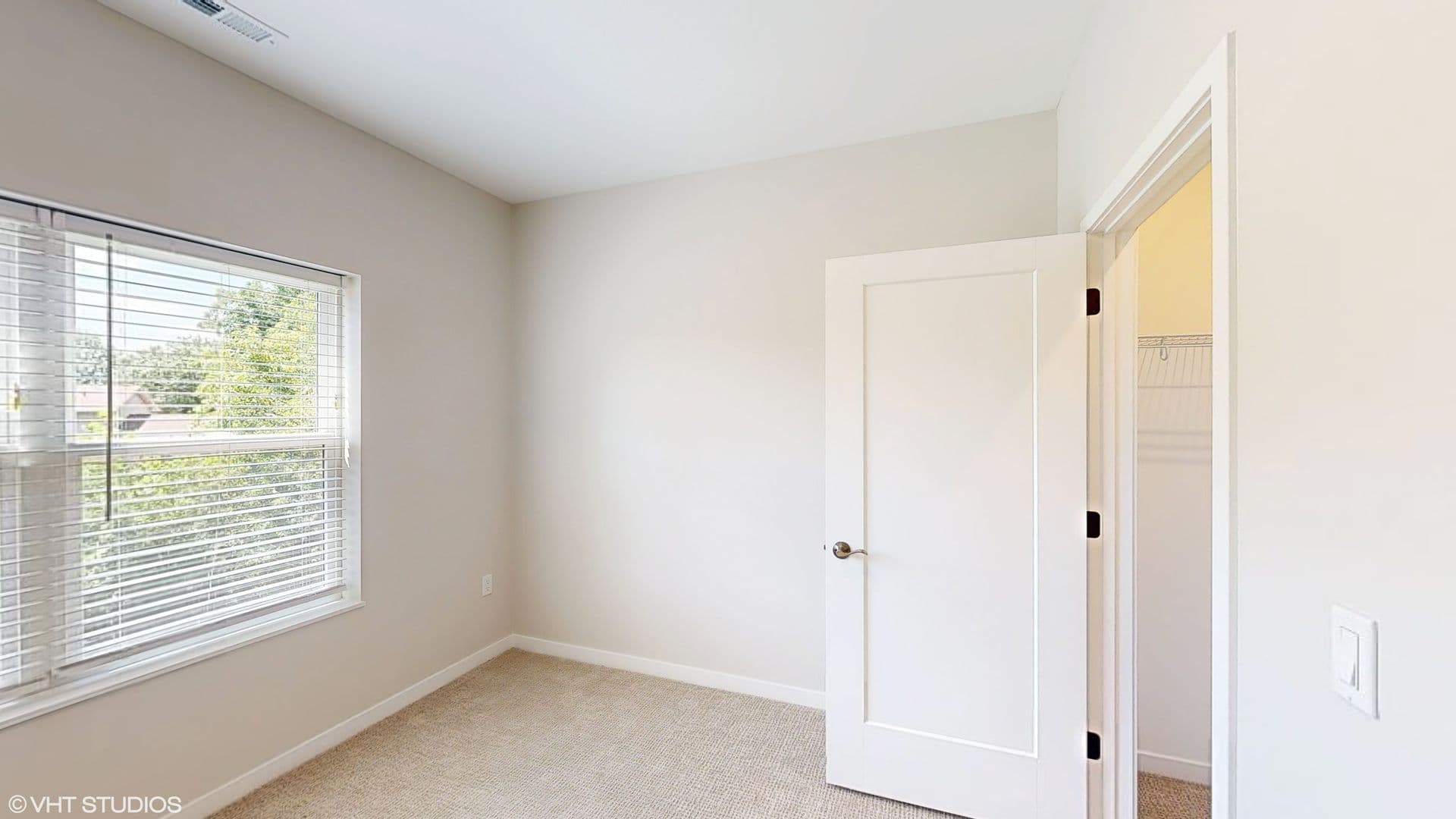 Champaign Apartment: 1915 S. Mattis