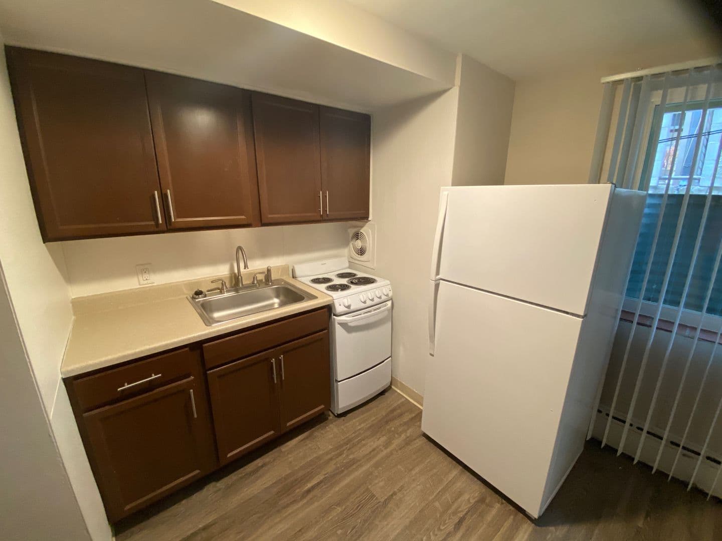 Champaign Apartment: 203 S Wright Street