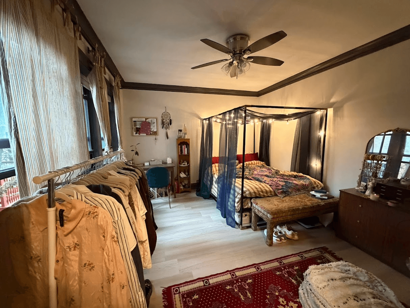 Chicago Apartment: 2842 W. Fletcher