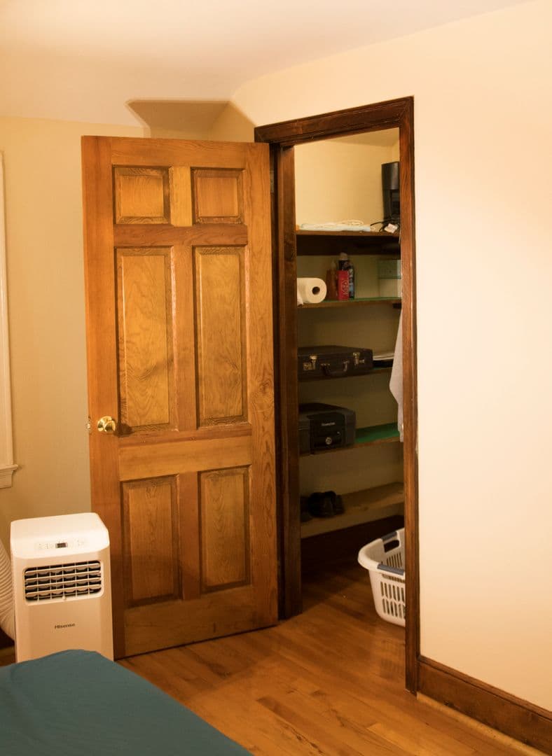 State College Apartment: 925 S Pugh Street