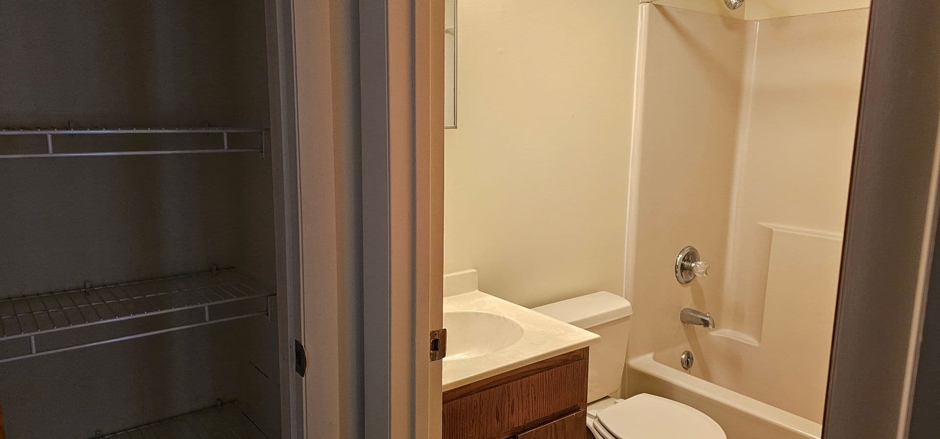 State College Apartment: 203 East Fairmount Ave