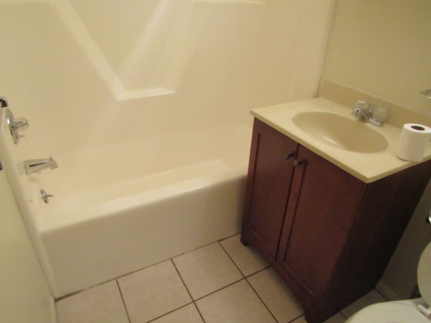 State College Apartment: 235 East Fairmount Ave