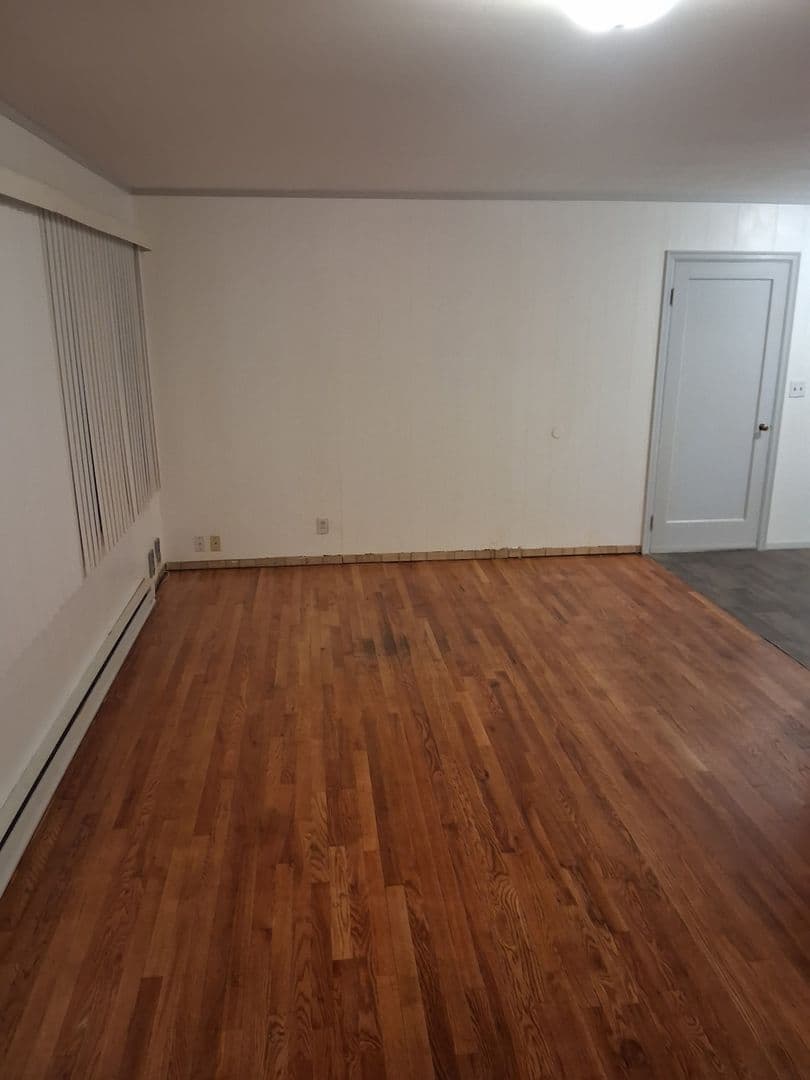Portland House: 12506 SE Lincoln Ct