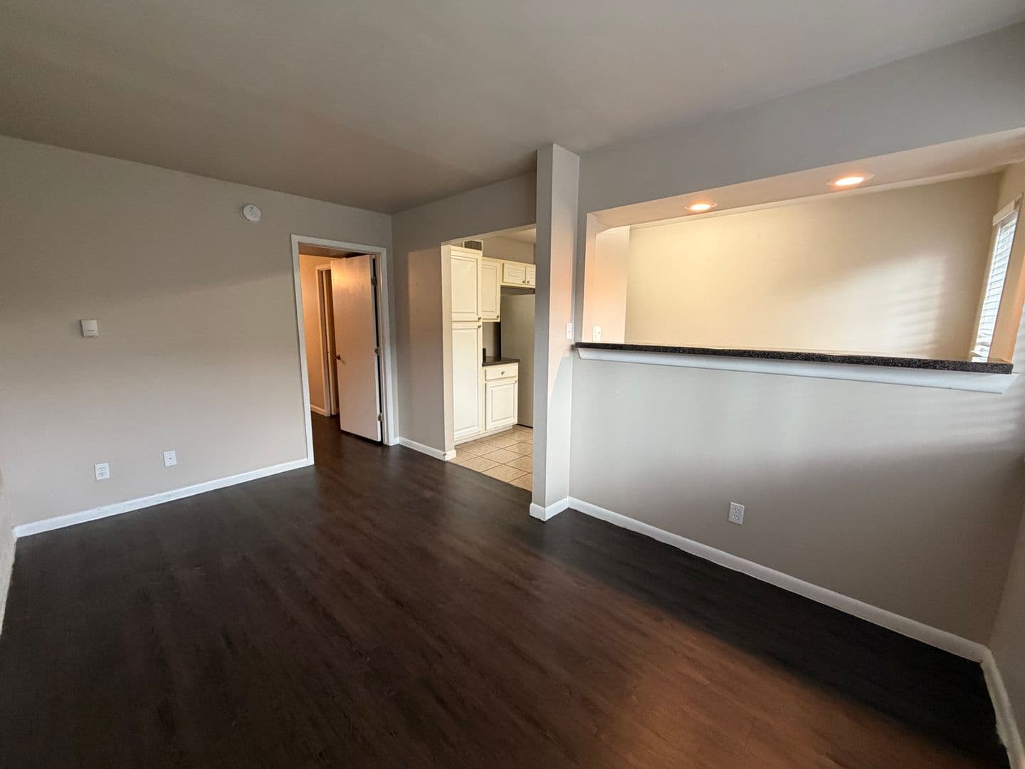 Austin Apartment: 3304 Red River