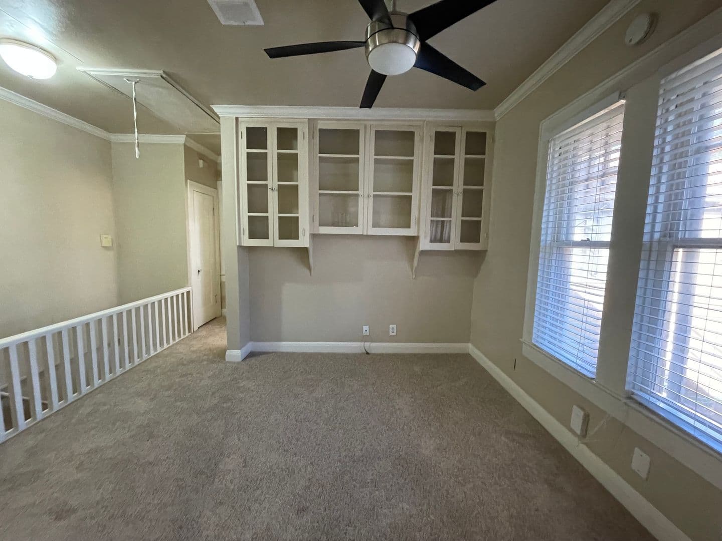 Austin House: 106-A E 38th St
