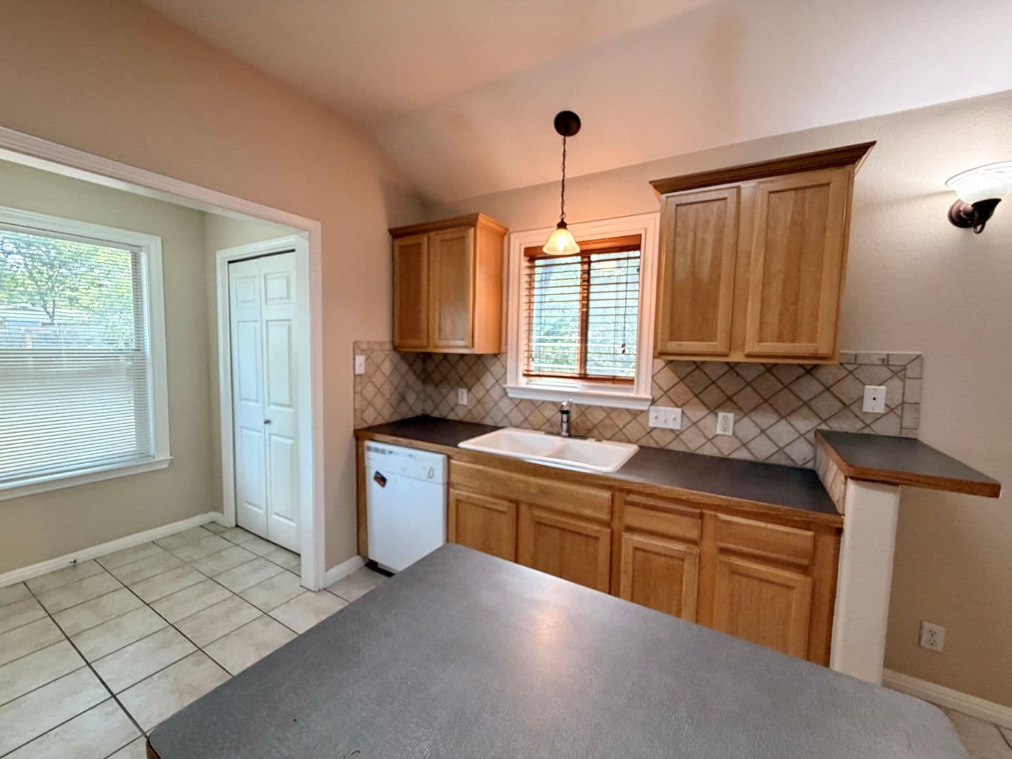 Austin House: 1506-A North Street
