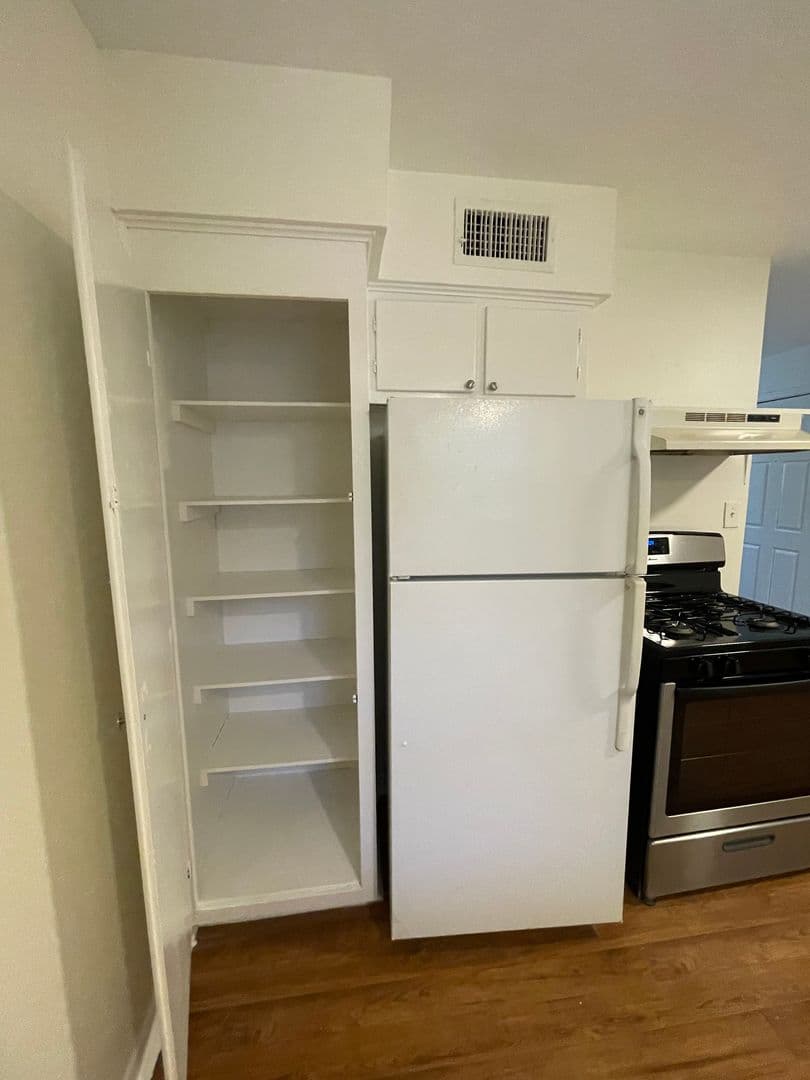 Austin Apartment: 3106 Duval Street