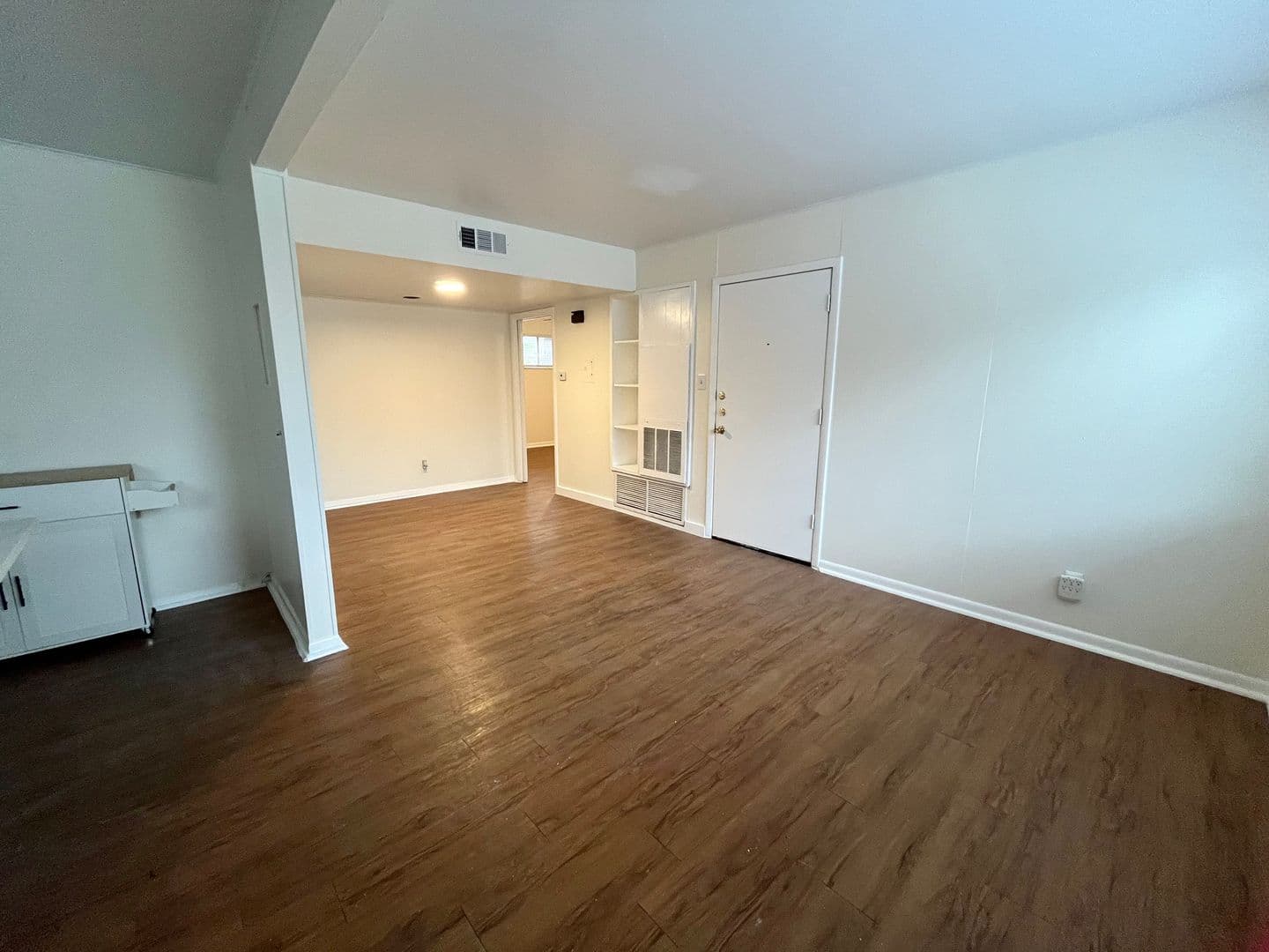 Austin Apartment: 3304 Red River