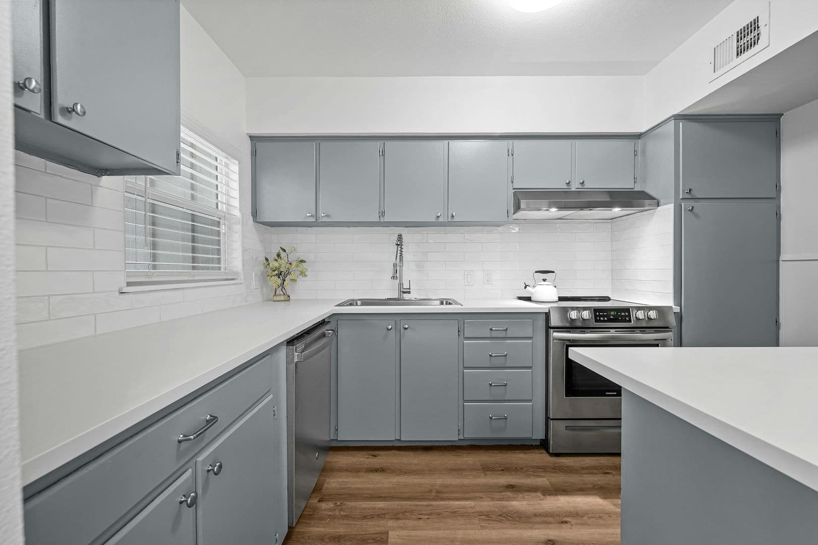 Austin Apartment: 2401 Winsted Ln