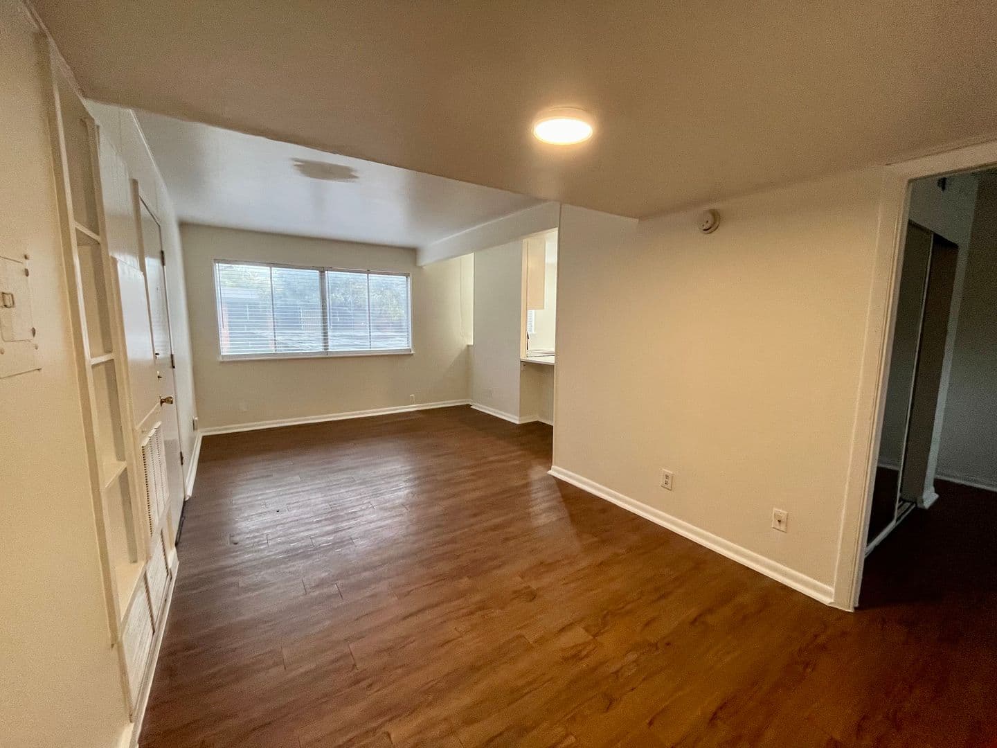 Austin Apartment: 3304 Red River