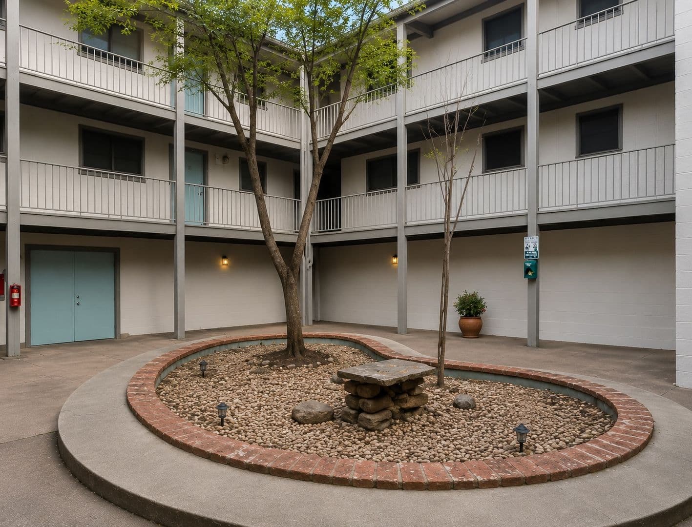 Austin Apartment: 3106 Duval Street