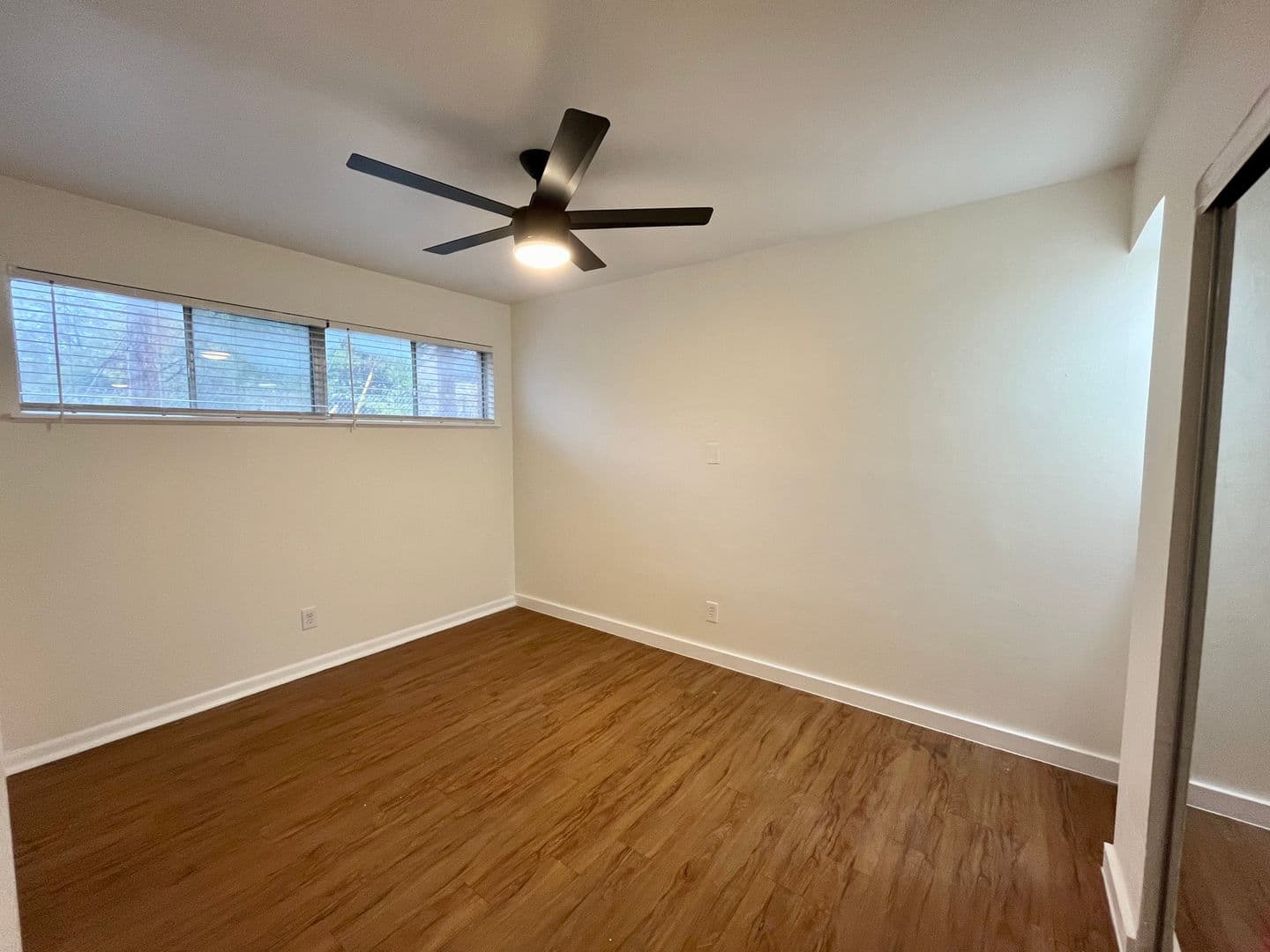 Austin Apartment: 3304 Red River