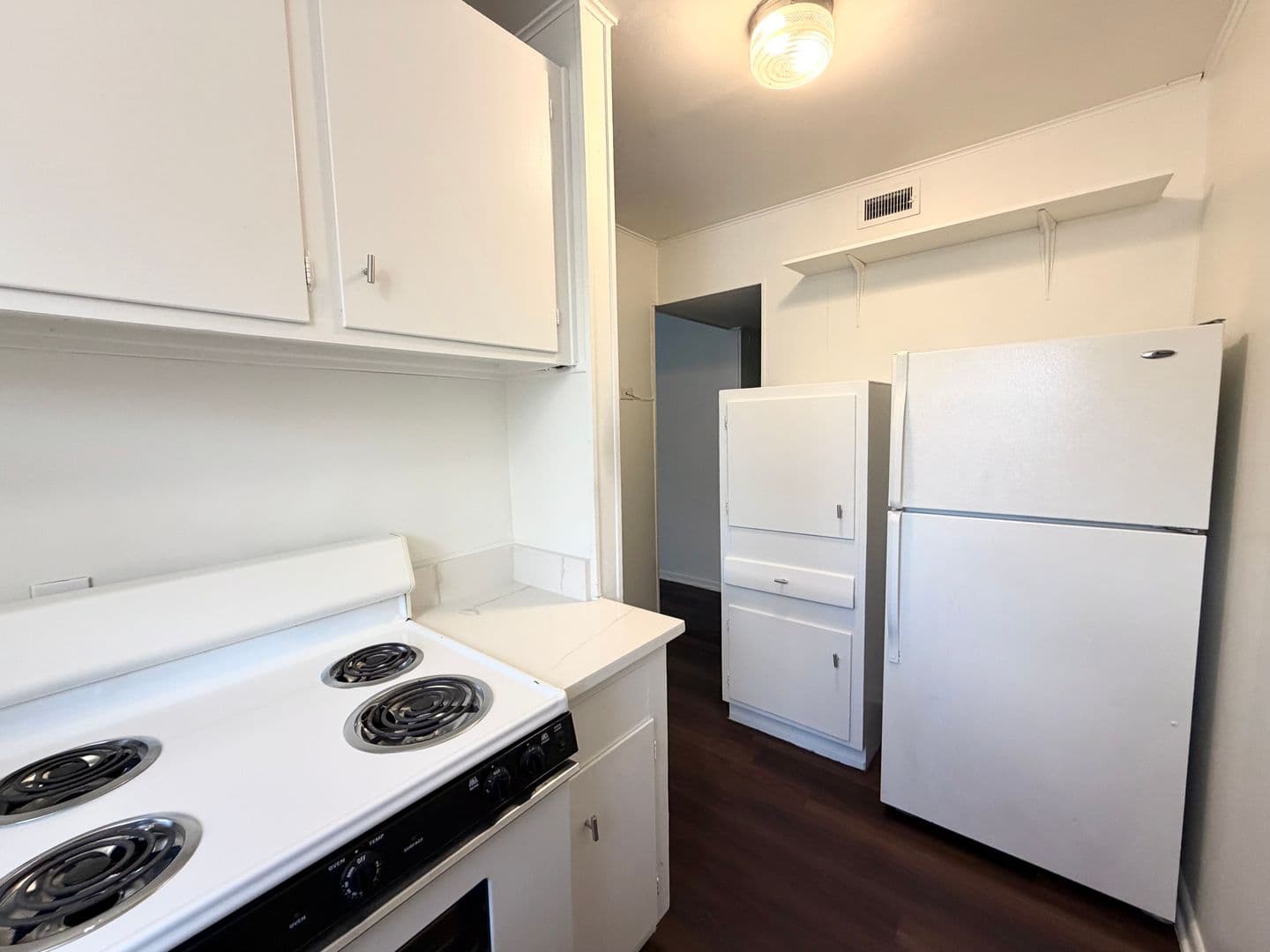 Austin Apartment: 3304 Red River
