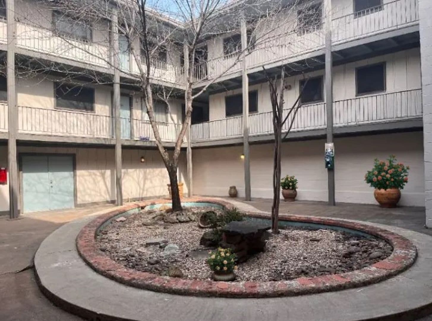 Austin Apartment: 3106 Duval Street
