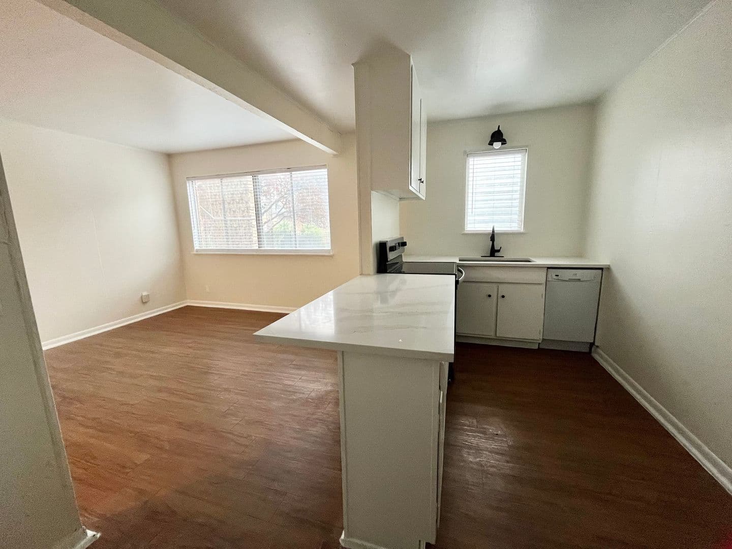 Austin Apartment: 3304 Red River