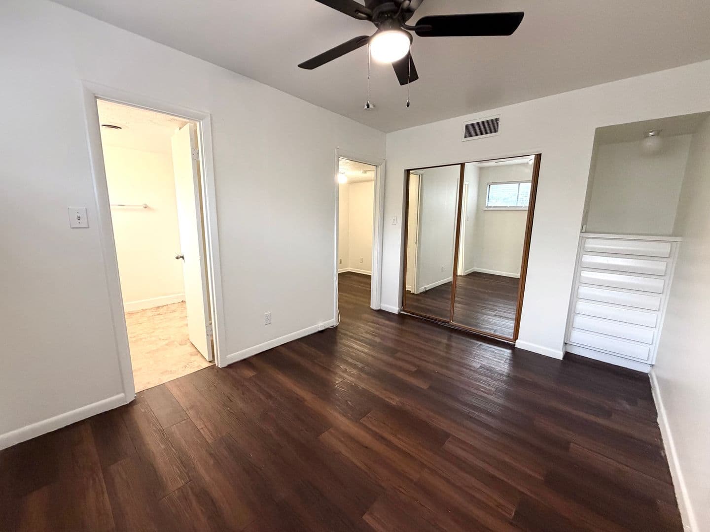 Austin Apartment: 3304 Red River