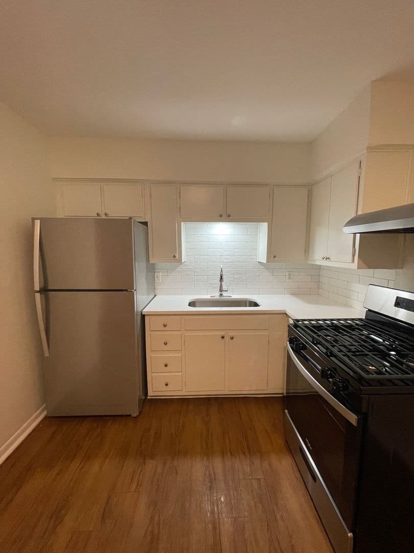Austin Apartment: 3106 Duval Street
