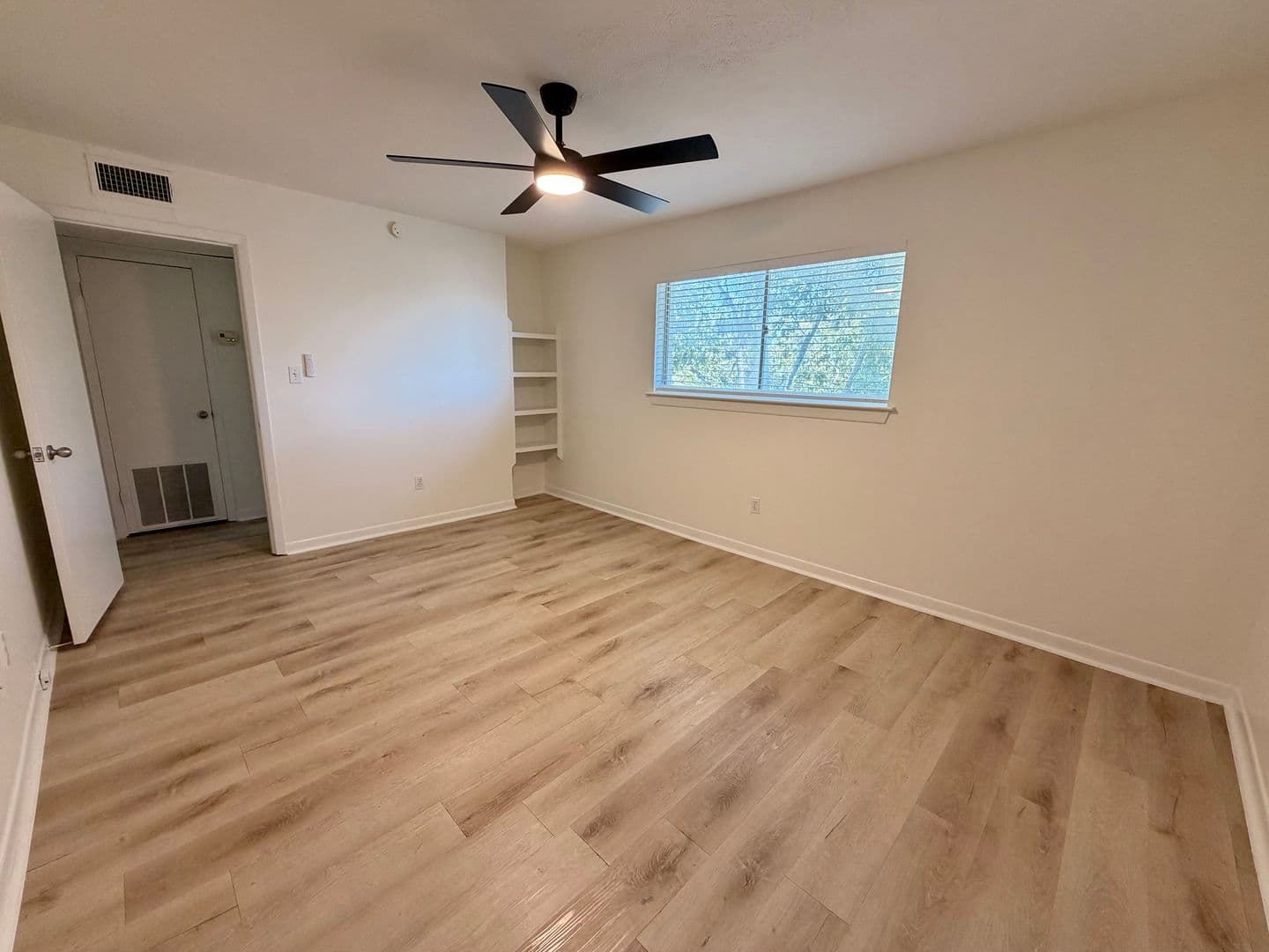Austin Apartment: 3106 Duval Street