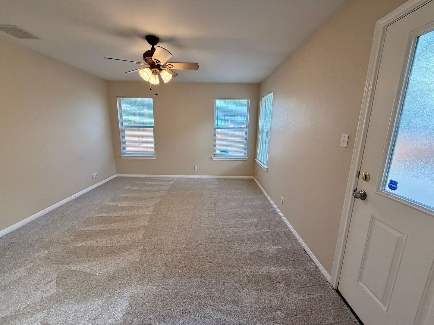 Austin House: 1506-A North Street