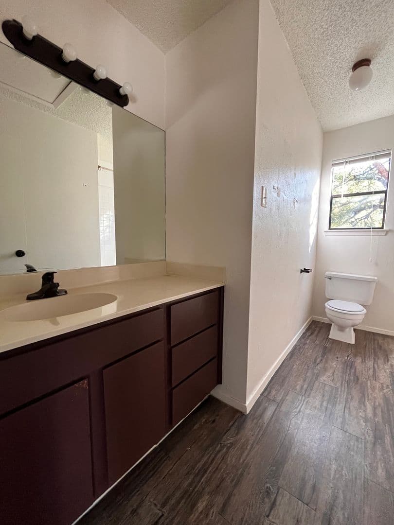 Austin Apartment: 5309-C Indio Dr