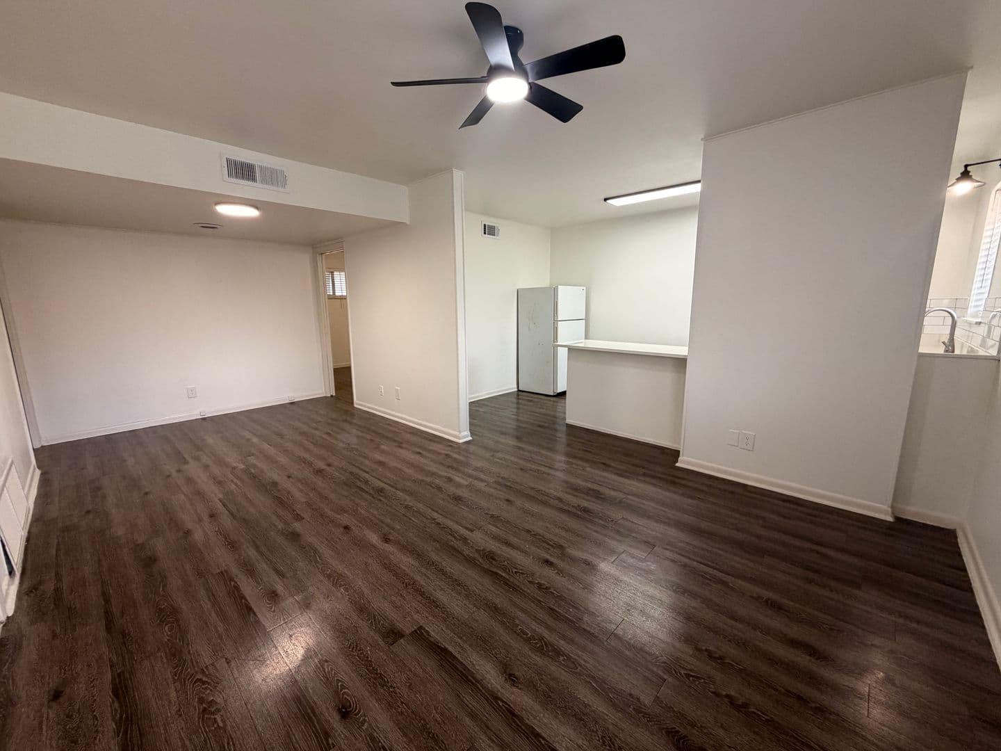 Austin Apartment: 3304 Red River