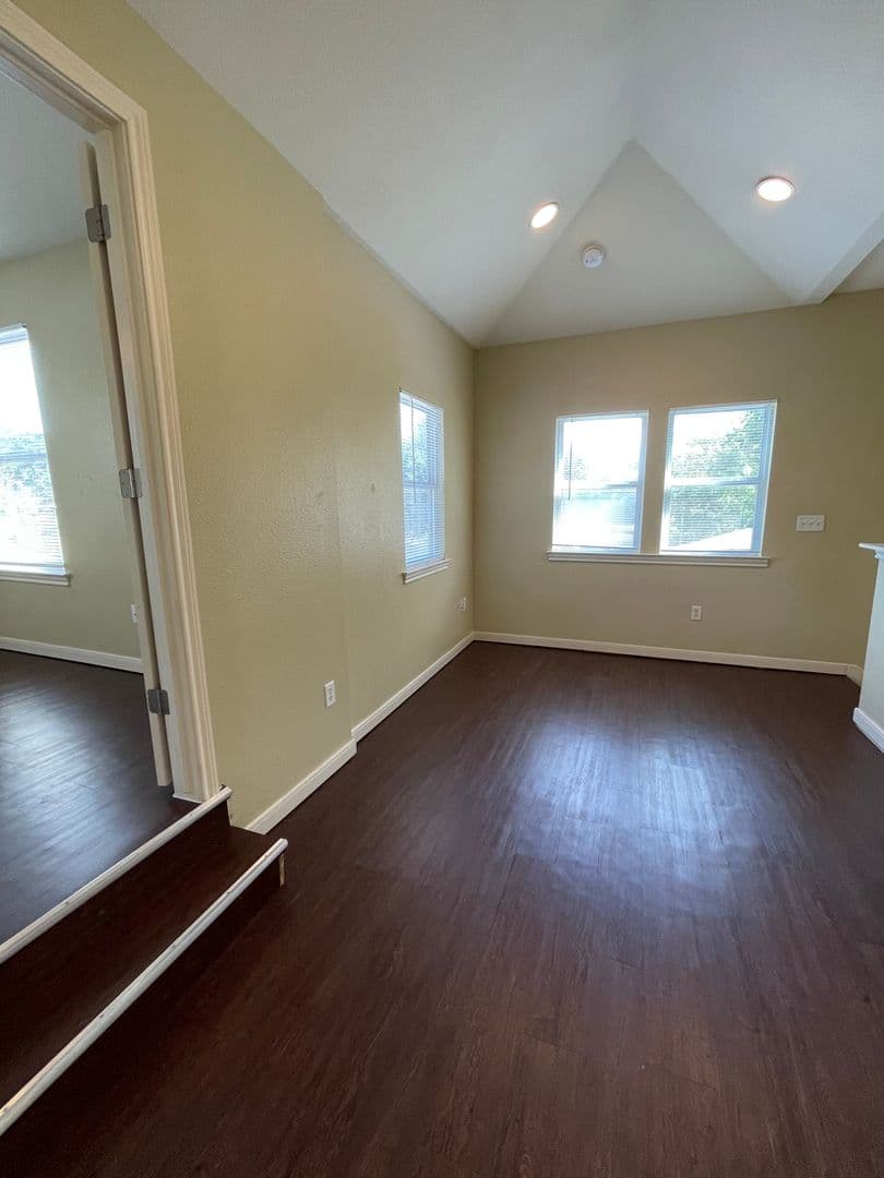 Austin House: 5101 Guadalupe
