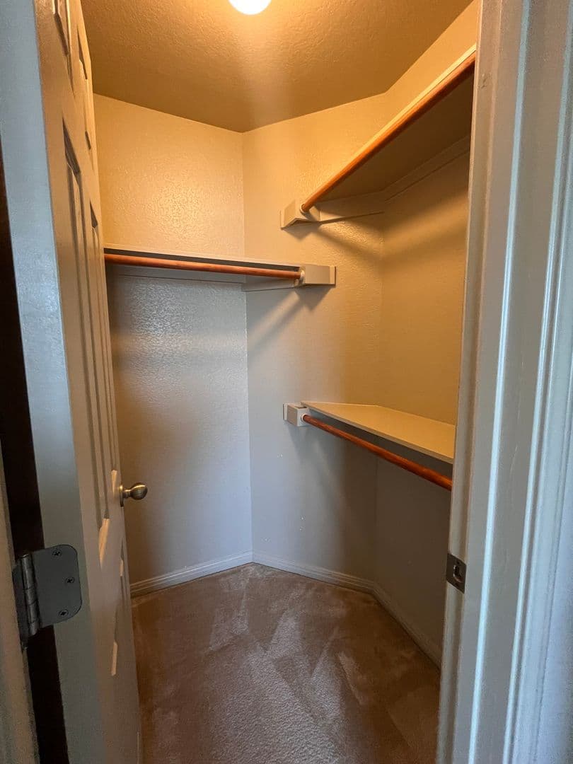 Austin House: 5413-B Roosevelt Avenue