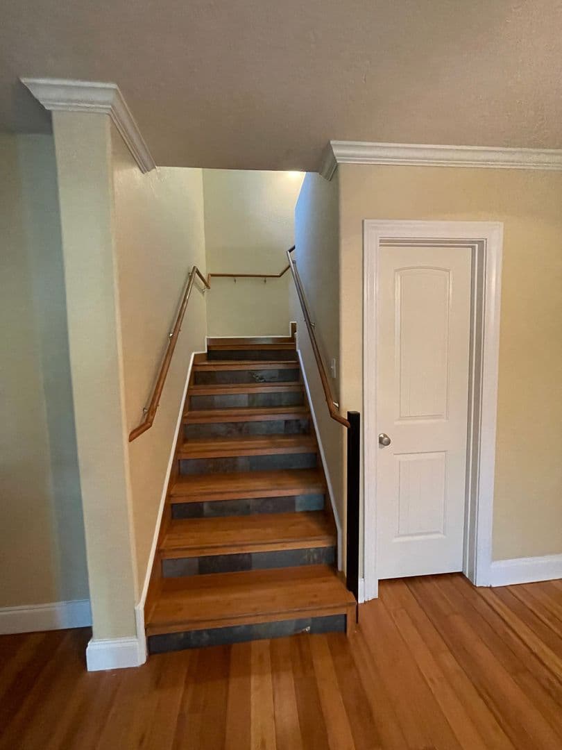 Austin House: 1038 E 43rd St.