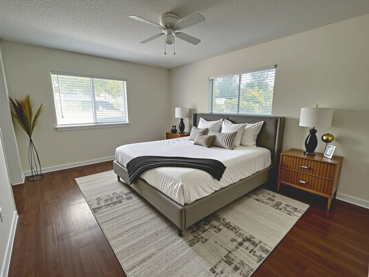 Austin Apartment: 3106 Duval Street