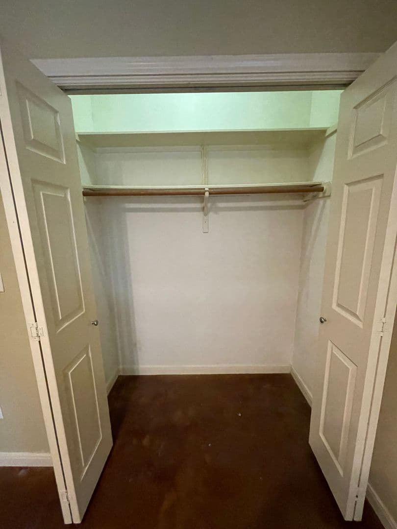 Austin House: 5101-B Guadalupe
