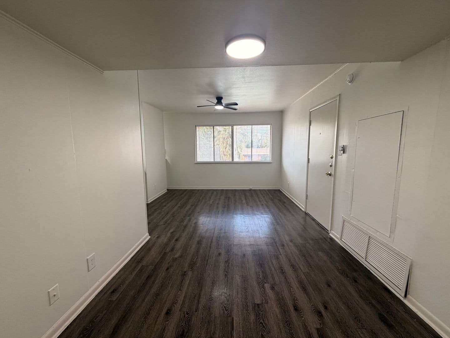Austin Apartment: 3304 Red River