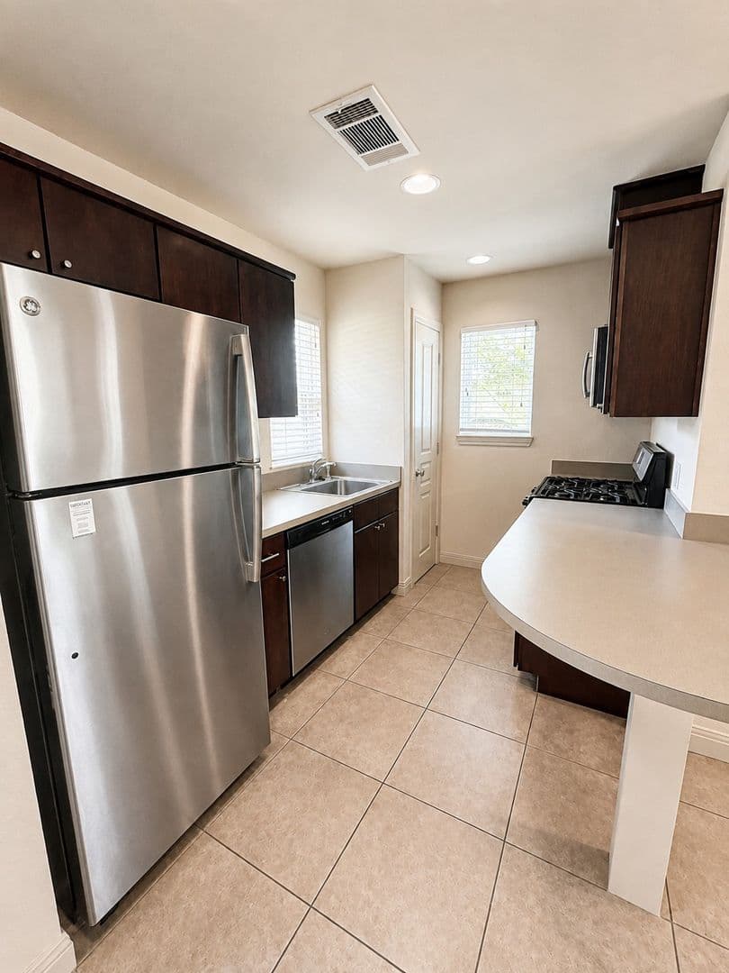Austin House: 110-B Nelray