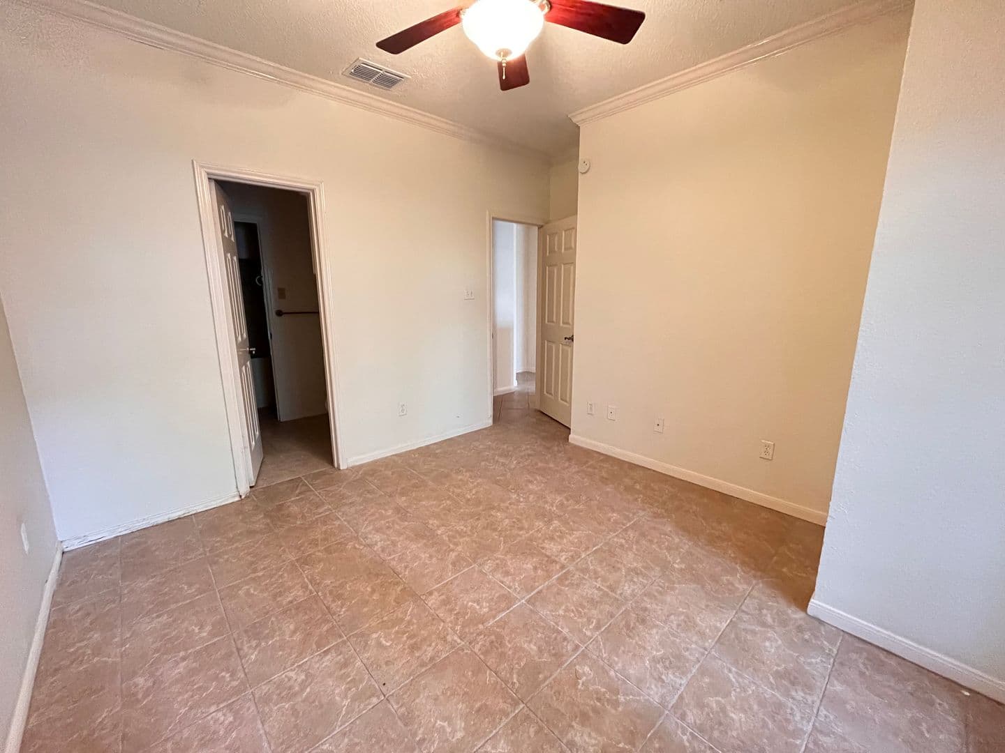 Austin Apartment: 3111 Tom Green