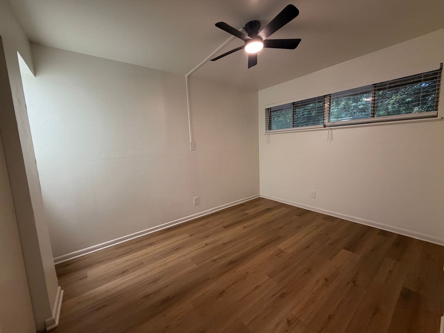 Austin Apartment: 3304 Red River