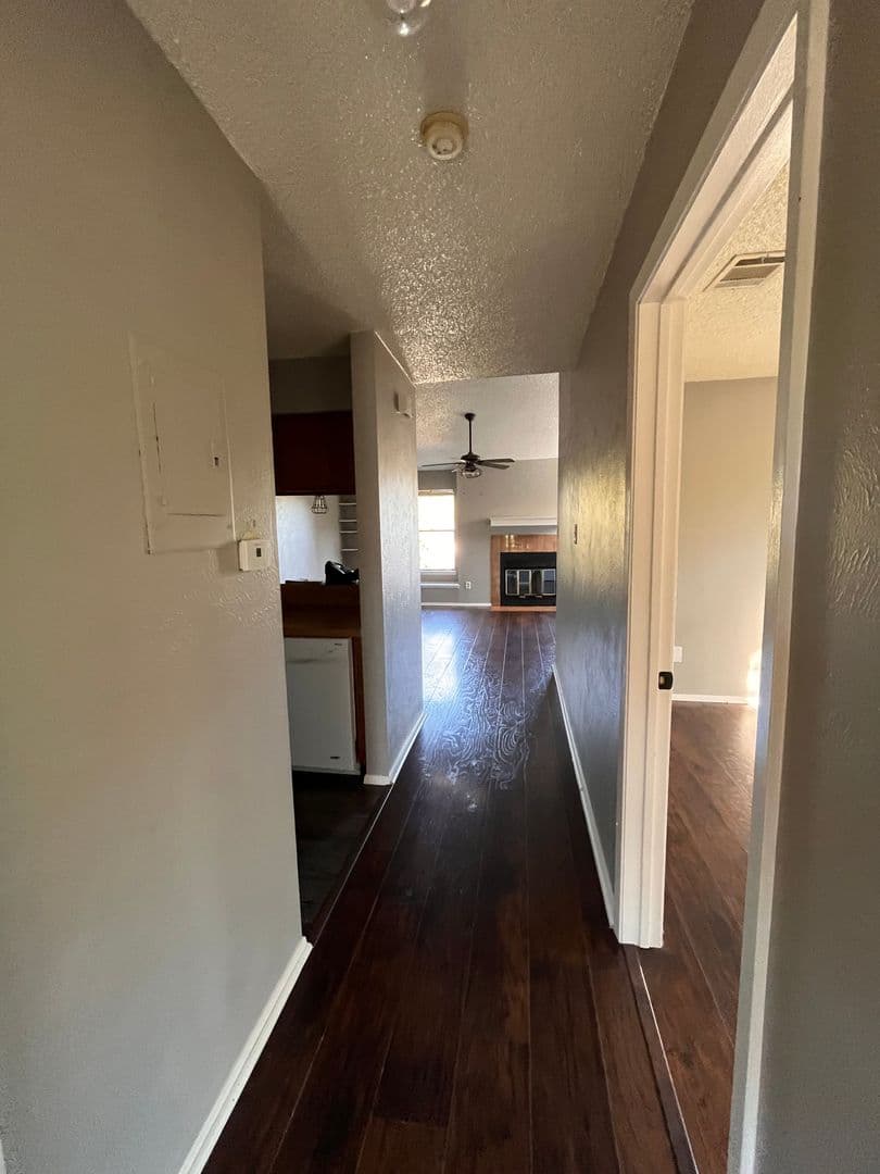 Austin Apartment: 5309-C Indio Dr