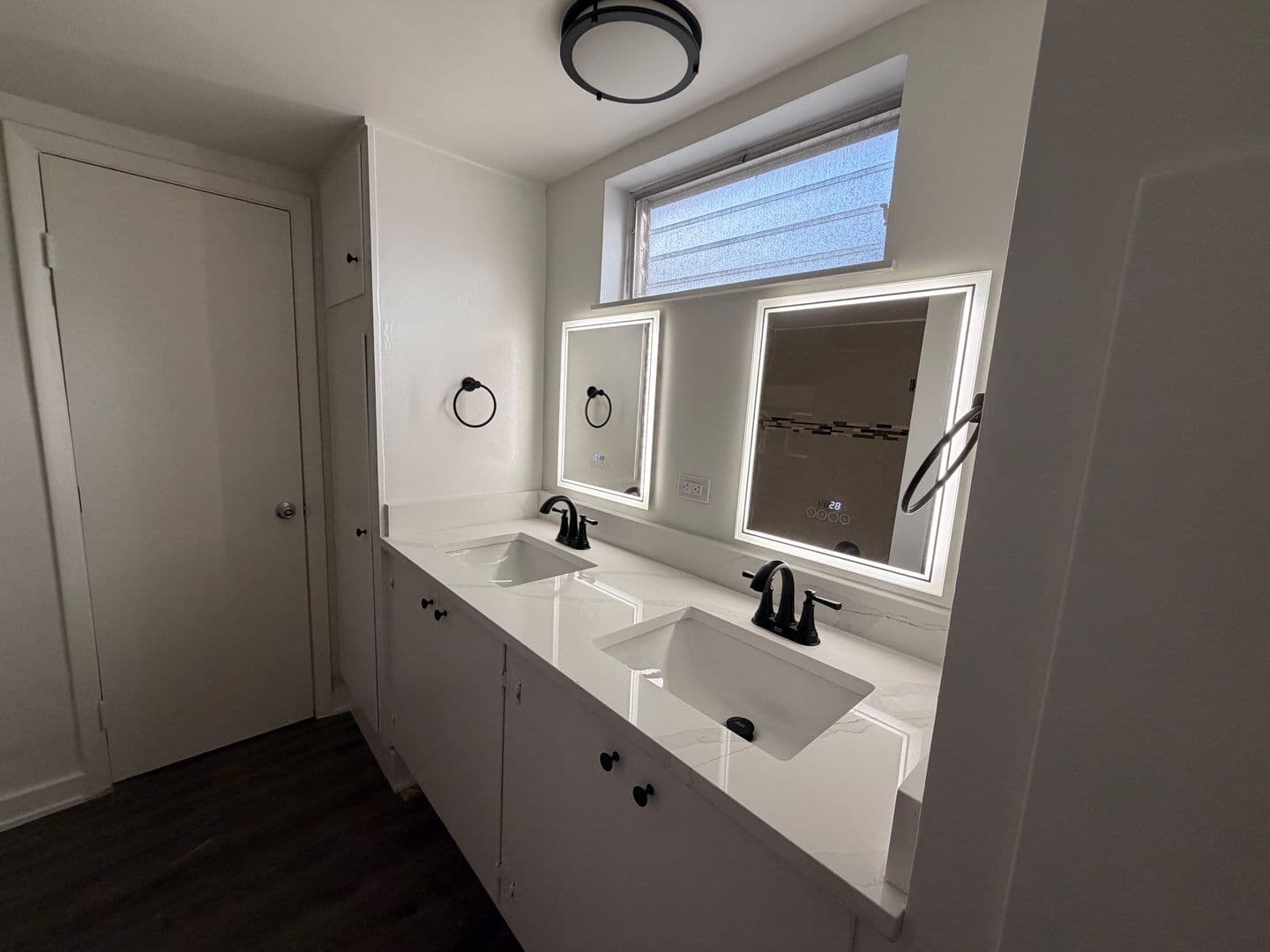 Austin Apartment: 3304 Red River