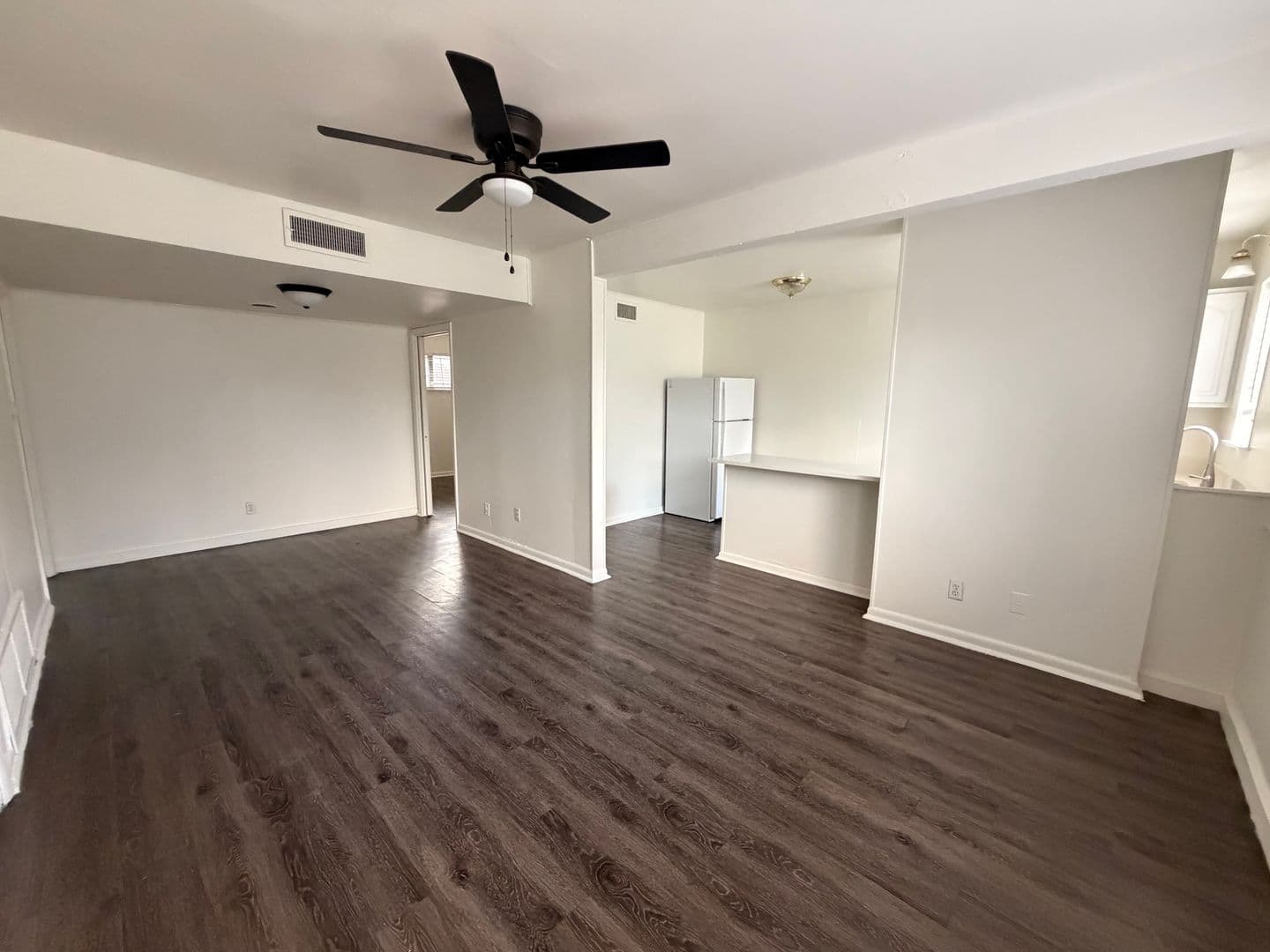 Austin Apartment: 3304 Red River